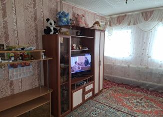 Продам 2-ком. квартиру, 35 м2, Татарстан, проспект Нефтяников, 143