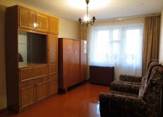 Продаю четырехкомнатную квартиру, 62 м2, Минусинск, проезд Сургуладзе, 15