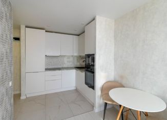 Продается 1-комнатная квартира, 40 м2, Тюмень, Велижанская улица, 66