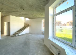 Продаю дом, 120 м2, коттеджный посёлок А Ля Катуар, коттеджный посёлок А Ля Катуар, 147Б