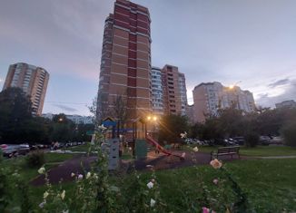 Продам 2-ком. квартиру, 55.5 м2, Москва, Бескудниковский район, Бескудниковский бульвар, 32к5