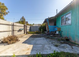 Продаю четырехкомнатную квартиру, 75.1 м2, Курган, Увальская улица, 15