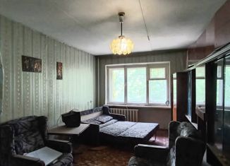 Продам 1-ком. квартиру, 31.5 м2, Волгоград, проспект Канатчиков, 19, Красноармейский район