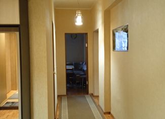 Продам 2-комнатную квартиру, 62 м2, Оренбургская область, Спортивная улица, 6