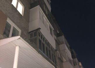 Двухкомнатная квартира на продажу, 43 м2, Серов, улица Луначарского, 110