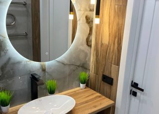 Продажа двухкомнатной квартиры, 56 м2, село Семёновка