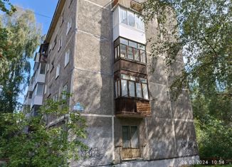 Продам 3-комнатную квартиру, 60.5 м2, Первоуральск, улица Строителей, 28А