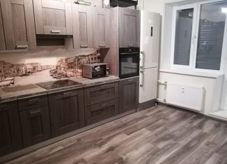 2-комнатная квартира на продажу, 45.6 м2, посёлок Мирный, Крымская улица, 12/11