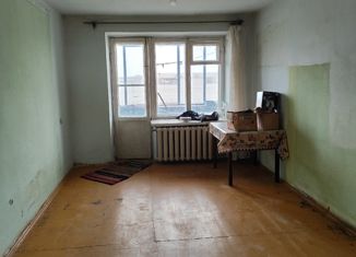 Продажа трехкомнатной квартиры, 57.3 м2, Челябинская область, улица Советской Армии, 8А