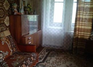 Продаю 2-ком. квартиру, 44.5 м2, Боровичи, Ленинградская улица, 47