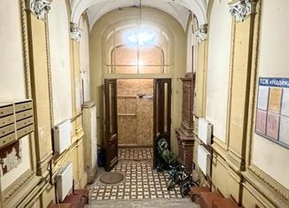 Пятикомнатная квартира на продажу, 286 м2, Санкт-Петербург, улица Маяковского, 36-38, метро Маяковская