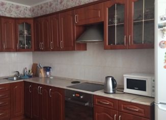 Продажа 3-ком. квартиры, 82 м2, Москва, улица Маршала Савицкого, 4к2, улица Маршала Савицкого