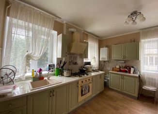 Продается 3-ком. квартира, 71.3 м2, Ставропольский край, улица Грибоедова, 45А