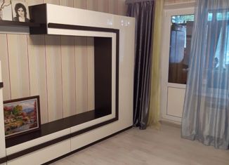 Продам 2-ком. квартиру, 42.1 м2, Курчатов, Ленинградская улица, 23