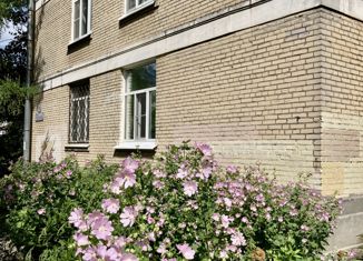 Продам 3-комнатную квартиру, 82.2 м2, Колпино, улица Губина, 18