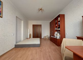 Продается 1-комнатная квартира, 42 м2, Москва, метро Бунинская аллея, улица Александры Монаховой, 95к1