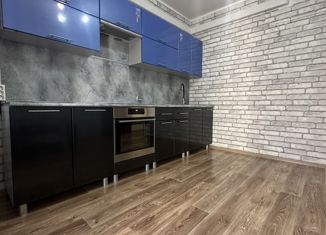 Продается 1-ком. квартира, 45 м2, Орловская область, улица Емлютина, 11