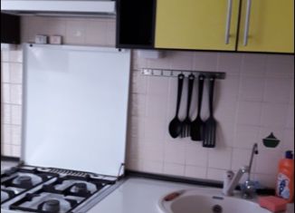 Продаю 3-комнатную квартиру, 52 м2, Москва, проспект Маршала Жукова, 16к1, метро Народное Ополчение