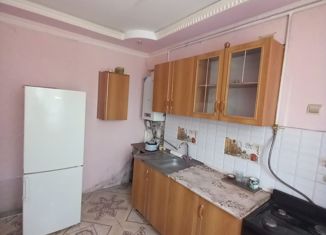 Продаю трехкомнатную квартиру, 70 м2, Белгородская область, Центральная улица, 27