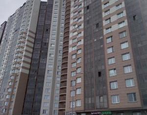Продается 1-комнатная квартира, 40 м2, Санкт-Петербург, Загребский бульвар, 9, метро Проспект Славы