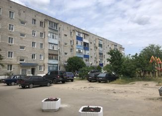 Продам двухкомнатную квартиру, 54.2 м2, Урюпинск, улица Лизы Чайкиной, 14