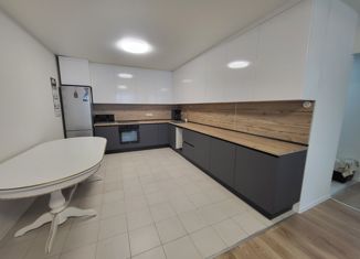 Продается трехкомнатная квартира, 85.5 м2, Тюмень, Полевая улица, 117к1, ЖК Озёрный Парк