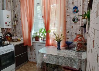 Продаю 1-комнатную квартиру, 31 м2, Лениногорск, улица Вахитова, 5