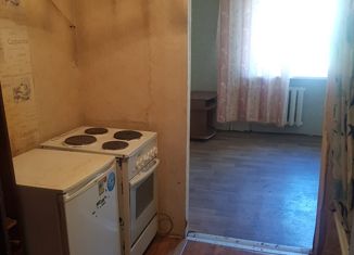 Продам 1-комнатную квартиру, 13.8 м2, Владивосток, улица Кирова, 28, Советский район