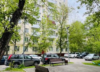 Продажа двухкомнатной квартиры, 37 м2, Москва, улица Константинова, 5