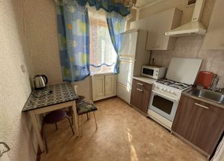 Продам двухкомнатную квартиру, 40 м2, Кингисепп, улица Иванова, 16