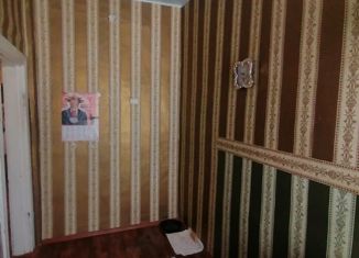 Продажа комнаты, 19 м2, поселок городского типа Камские Поляны, 2-й микрорайон, 32