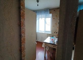 Продажа 2-комнатной квартиры, 44.2 м2, Абакан, улица Островского, 24