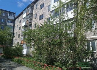 Продается двухкомнатная квартира, 46.9 м2, Первоуральск, улица Вайнера, 45