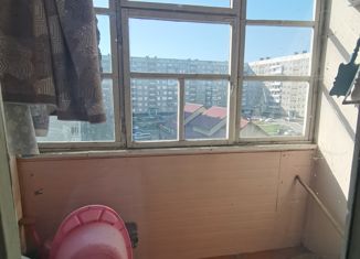 Продам 4-комнатную квартиру, 71.2 м2, Заринск, улица 25 Партсъезда, 44