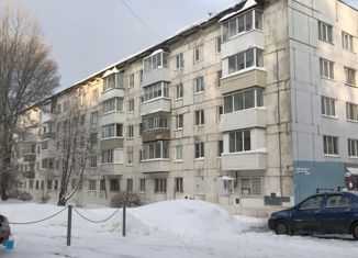 Продаю 3-ком. квартиру, 60 м2, Ижевск, улица Ворошилова, 71, жилой район Автопроизводство