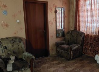 2-комнатная квартира на продажу, 45 м2, Кемеровская область, улица Комарова, 20
