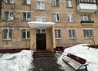 Продажа 3-комнатной квартиры, 54.7 м2, Москва, улица Габричевского, 6к1, станция Щукинская