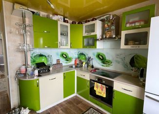 Продам трехкомнатную квартиру, 77.9 м2, город Асино, улица 9 Мая, 70