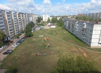 Продаю 3-комнатную квартиру, 65 м2, Нефтекамск, улица Карла Маркса, 12