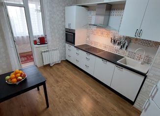 Продается 2-ком. квартира, 62 м2, Домодедово, улица Курыжова, 16к1