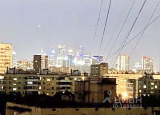 Продам 1-ком. квартиру, 40 м2, Москва, улица Маршала Тухачевского, 25к2, метро Народное Ополчение