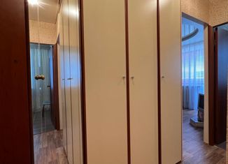 Однокомнатная квартира на продажу, 30.3 м2, Азнакаево, улица Хасанова, 18