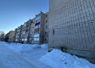 Продажа двухкомнатной квартиры, 50 м2, Кинель, улица Орджоникидзе, 122А