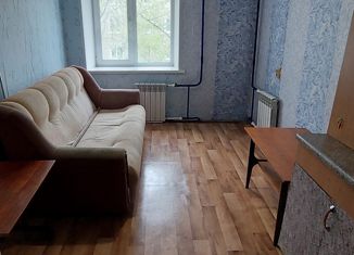 Продам 1-ком. квартиру, 13 м2, Березники, улица Черняховского, 30