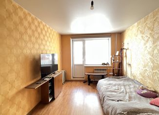 Трехкомнатная квартира на продажу, 74.9 м2, Уссурийск, улица Чичерина, 153