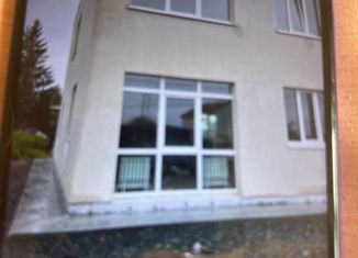 Продаю дом, 217 м2, Первоуральск, Трудовая улица, 12