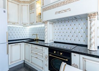 Продам 2-ком. квартиру, 71 м2, Мурино, ЖК Тридевяткино Царство, улица Шоссе в Лаврики, 89