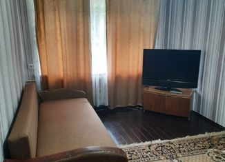 Однокомнатная квартира на продажу, 28 м2, посёлок городского типа Иноземцево, улица 50 лет Октября, 12