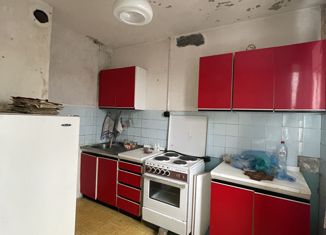 Продам 1-комнатную квартиру, 38 м2, Москва, улица Ивана Франко, 38к1, улица Ивана Франко