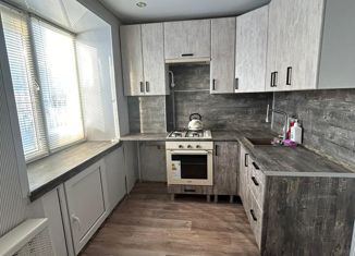 Продам трехкомнатную квартиру, 58.6 м2, Янаул, улица Азина, 18